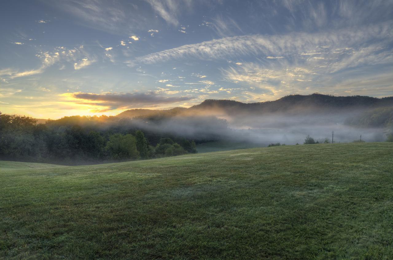 Blue Mountain Mist Country Inn Sevierville Ngoại thất bức ảnh